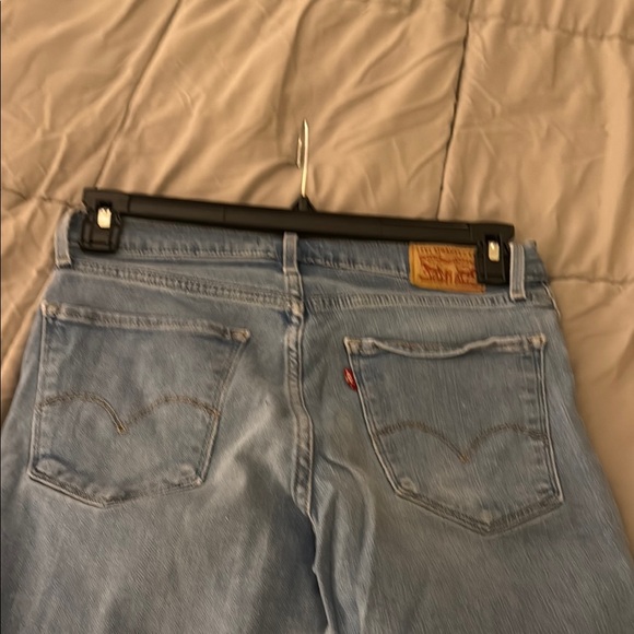 Levi’s | 724 High Rise Straight Crop Jeans - Picture 8 of 10